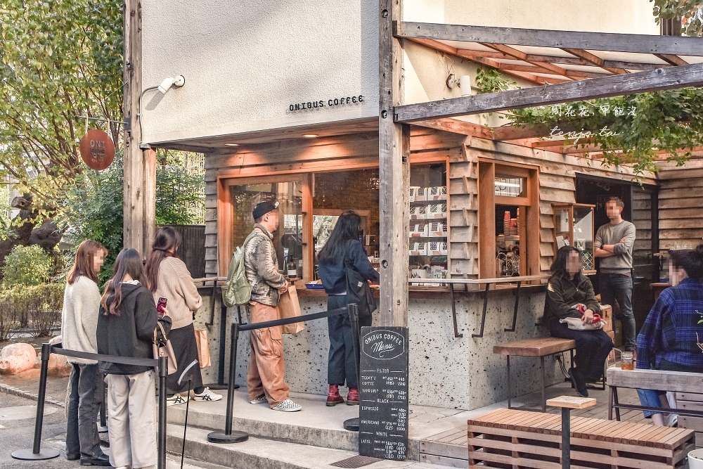 【東京咖啡推薦】ONIBUS COFFEE 中目黑 老房子改建質感咖啡店！咖啡很好喝還能看電車